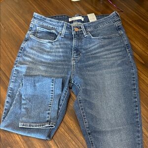 Signature by Levi Strauss Medium Blue Straight Leg Jeans